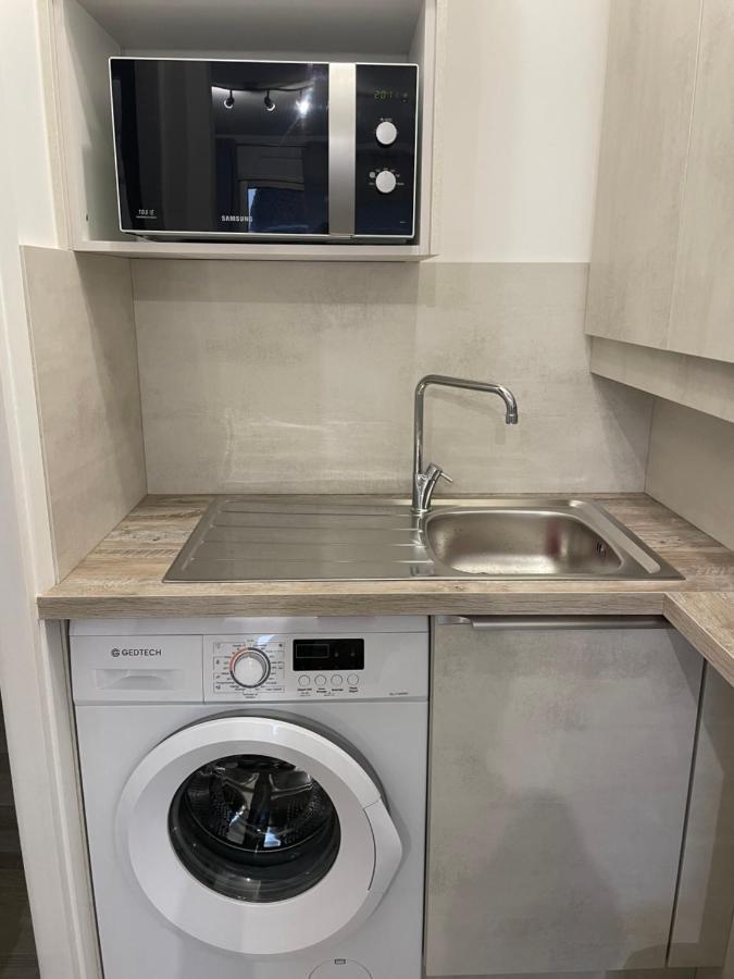 Appartement De Charme A 2 Min De La Plage Vallauris Kültér fotó